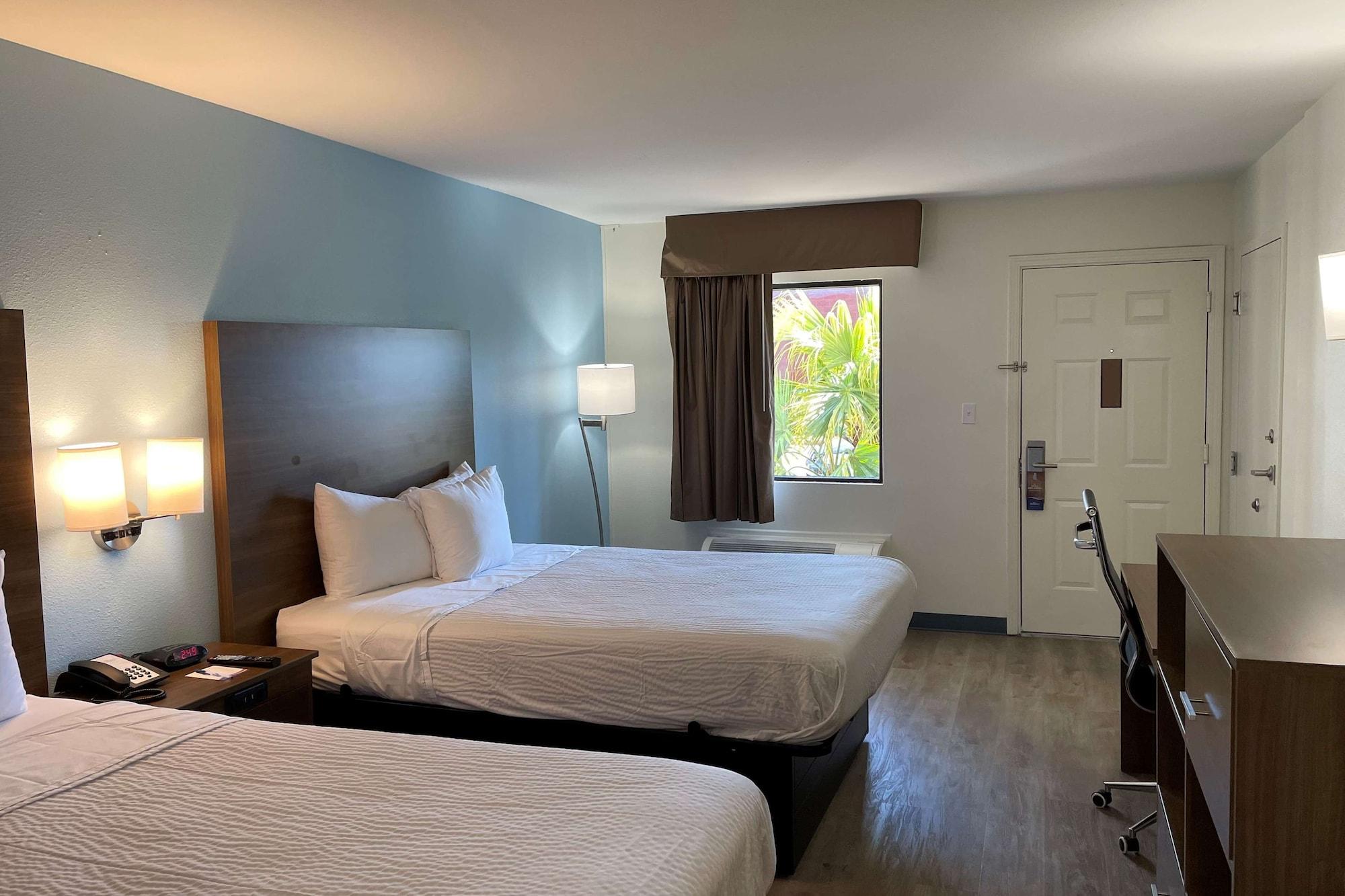Baymont By Wyndham Biloxi - Ocean Springs Motel Exterior foto