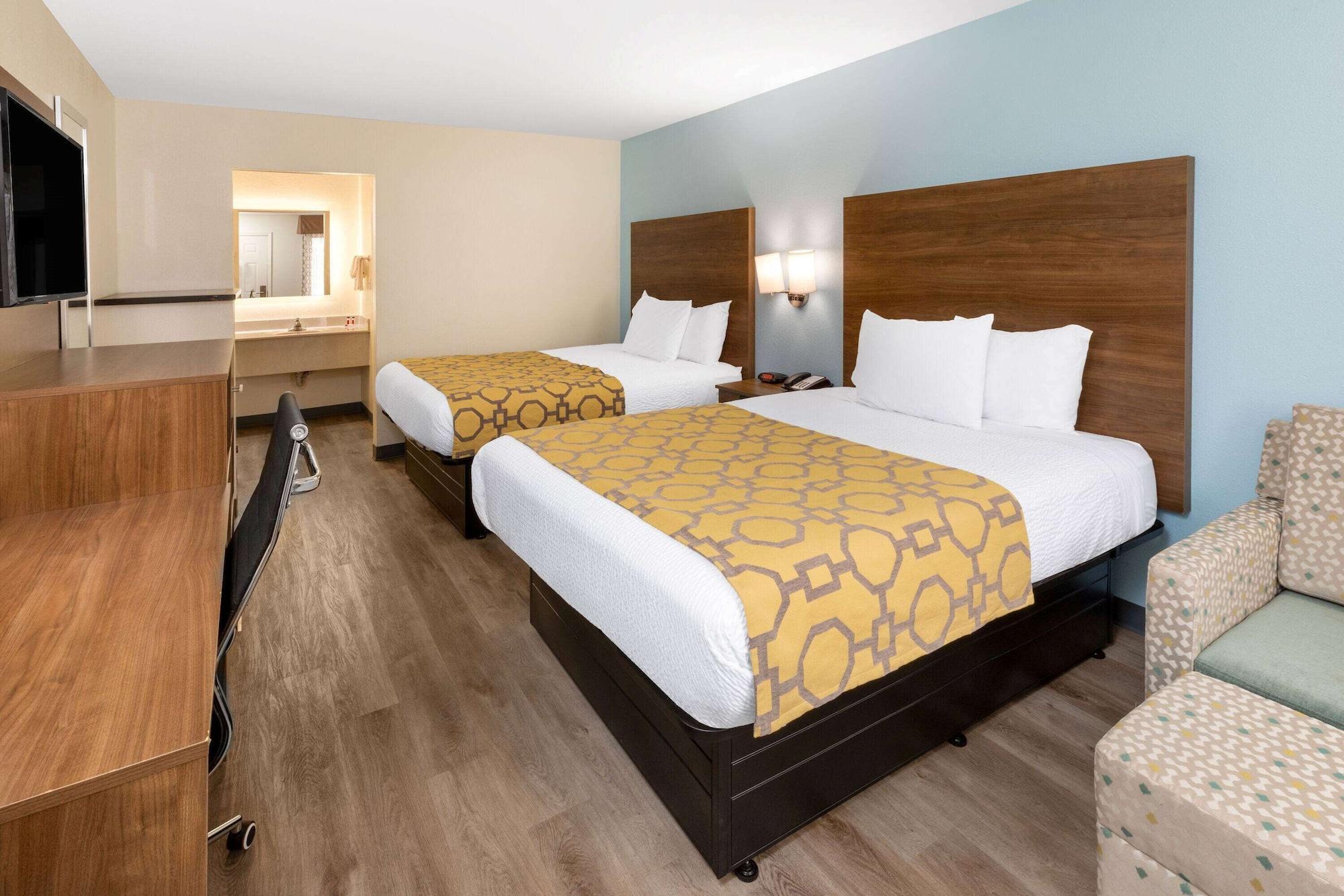 Baymont By Wyndham Biloxi - Ocean Springs Motel Exterior foto