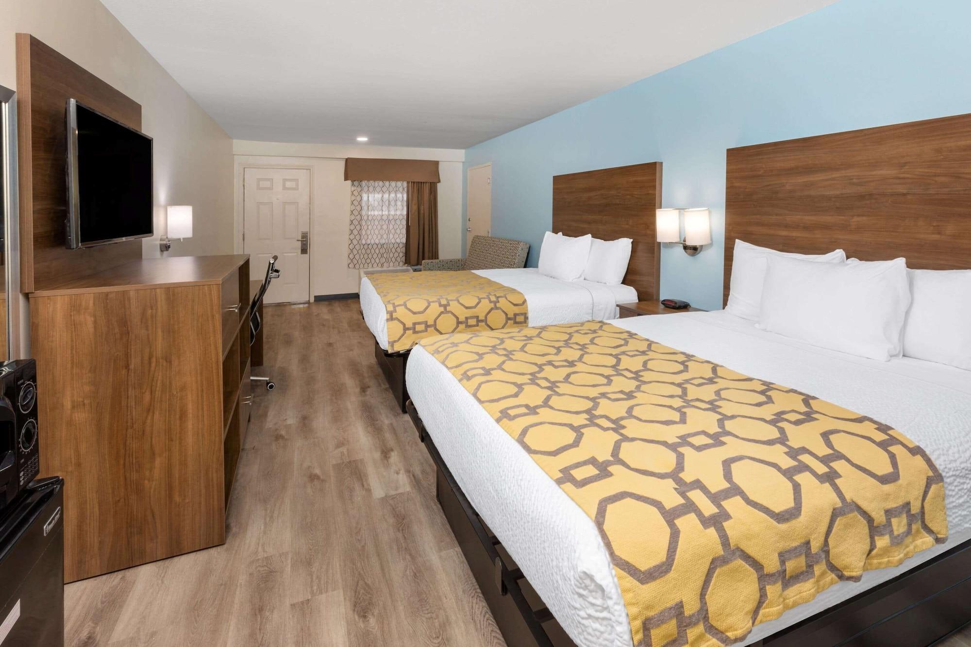 Baymont By Wyndham Biloxi - Ocean Springs Motel Exterior foto